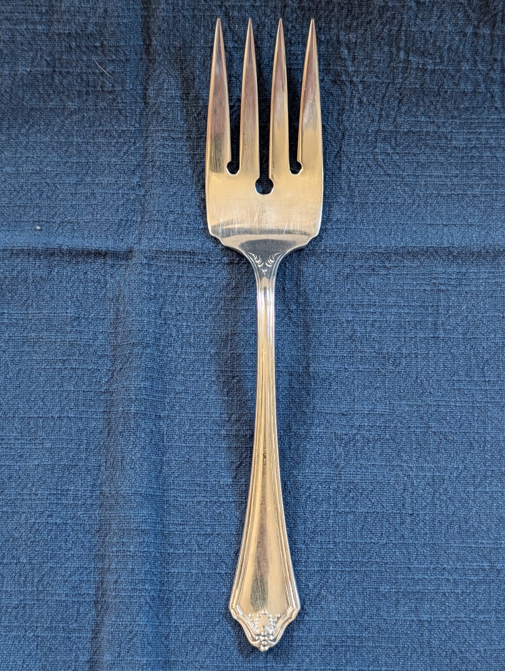 RARE VTG Queen's Plate McGlashan Clarke MG3 Meat Serving Fork 7.75" Silver‎